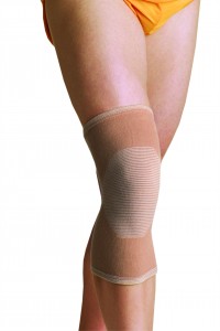 THERMOSKIN ELASTIC KNEE 4 WAY M